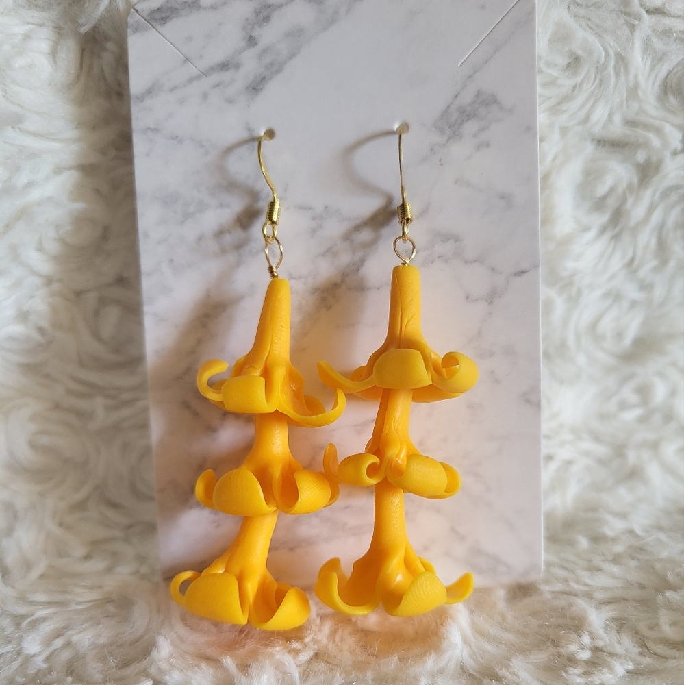 Puakenikeni Earrings